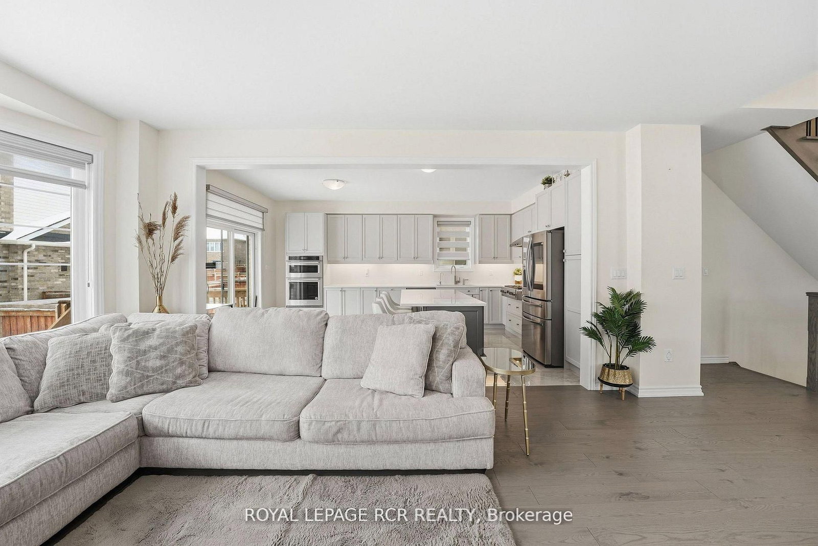 Detached House for sale at 20 Morley Crescent, Whitby, Ontario, L1R 0P1 - Rolling Acres - MLS: E12991632