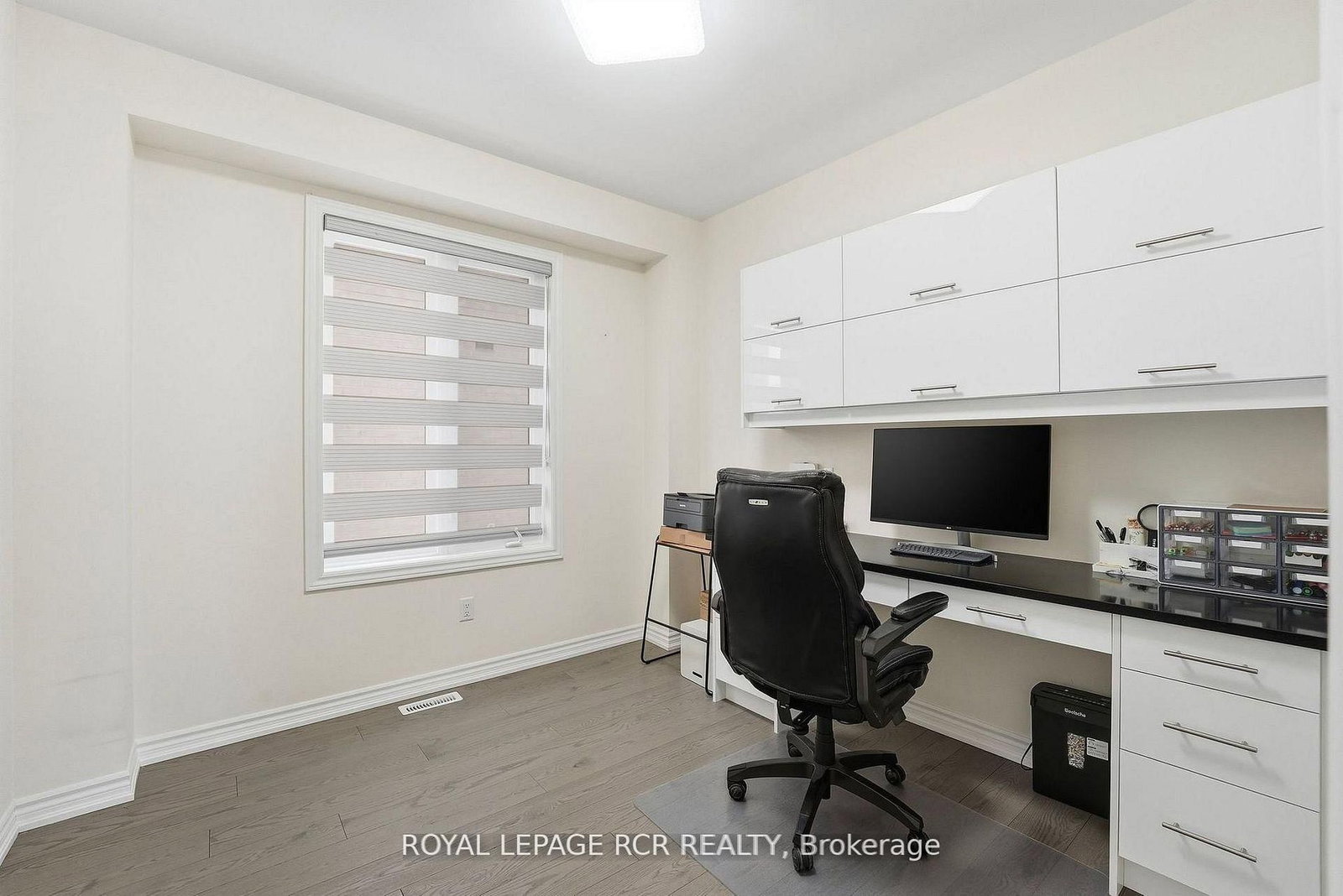 Detached House for sale at 20 Morley Crescent, Whitby, Ontario, L1R 0P1 - Rolling Acres - MLS: E12991632