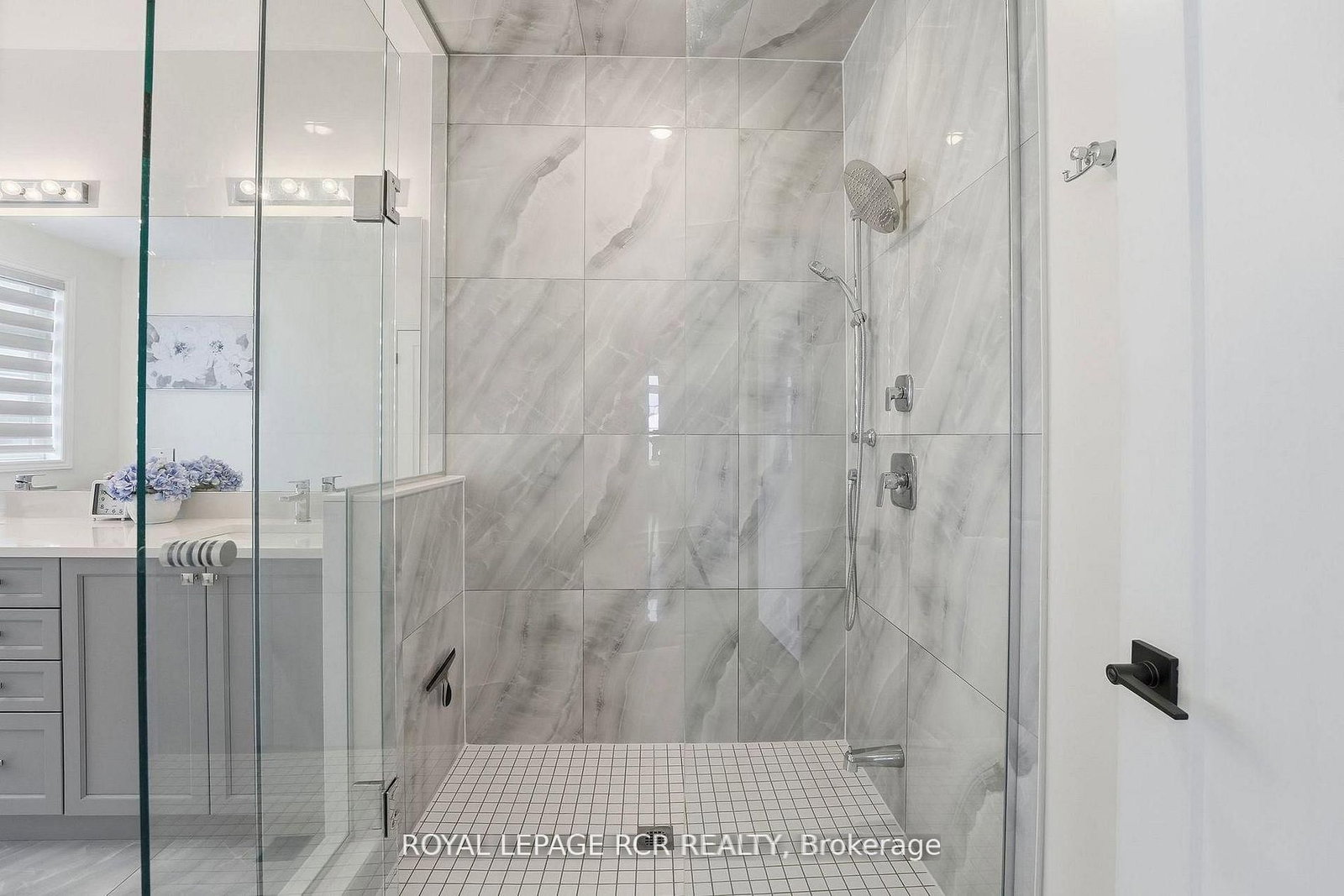 Detached House for sale at 20 Morley Crescent, Whitby, Ontario, L1R 0P1 - Rolling Acres - MLS: E12991632