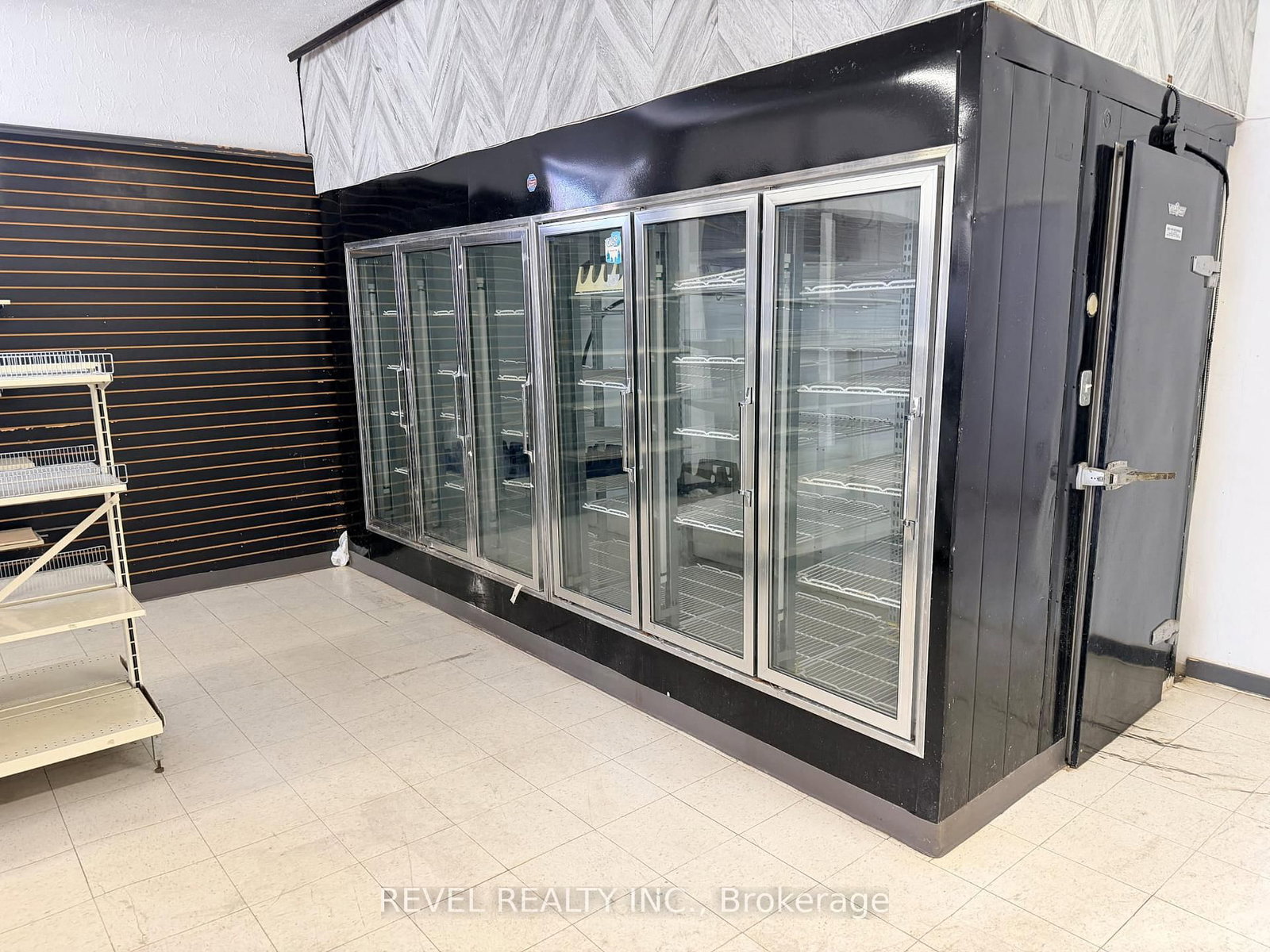 166 Adelaide Avenue E - Photo 11