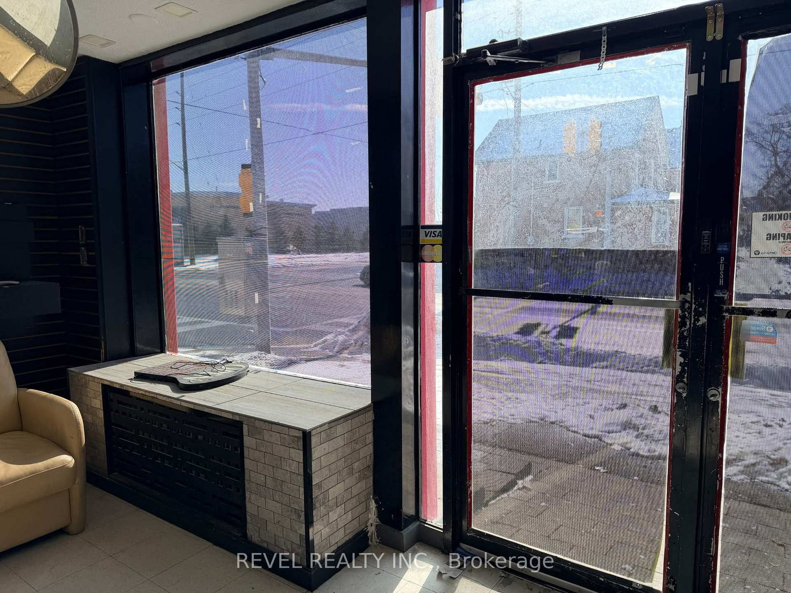 166 Adelaide Avenue E - Photo 6