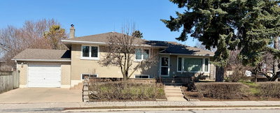 1 Charlemont Crescent, Toronto, Ontario