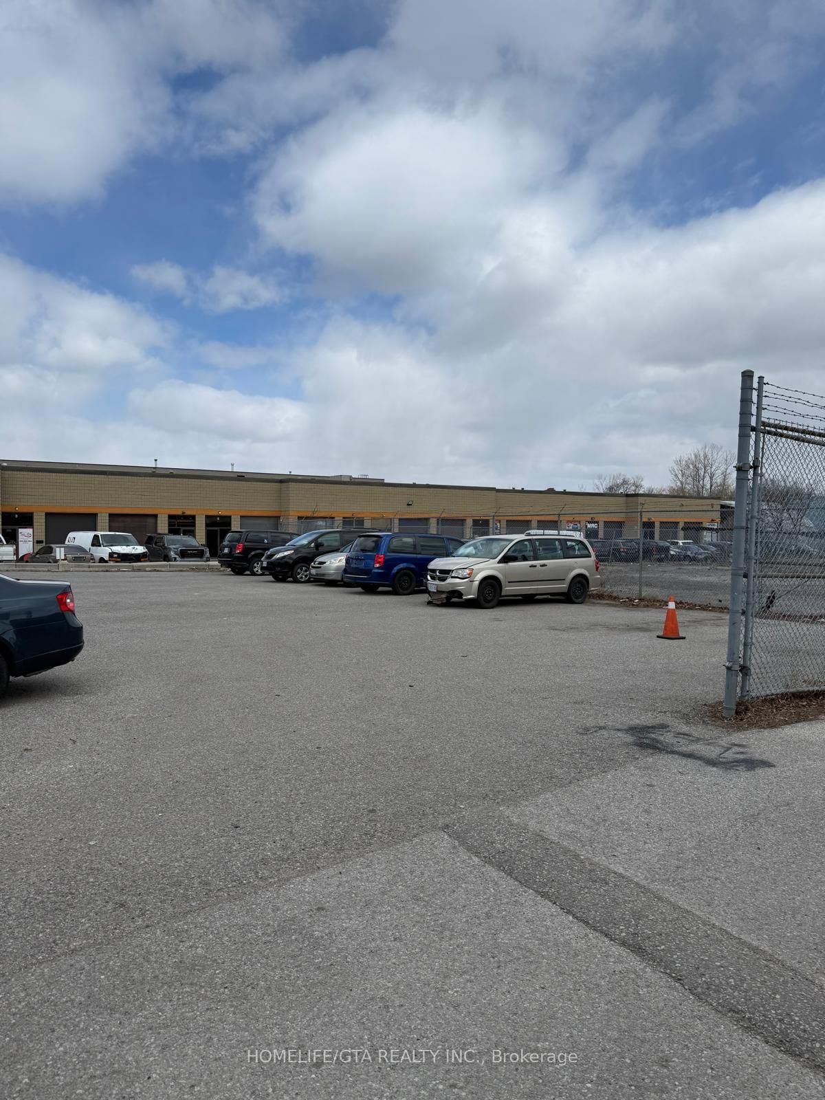 711 Finley Avenue, Unit 2 - Photo 20