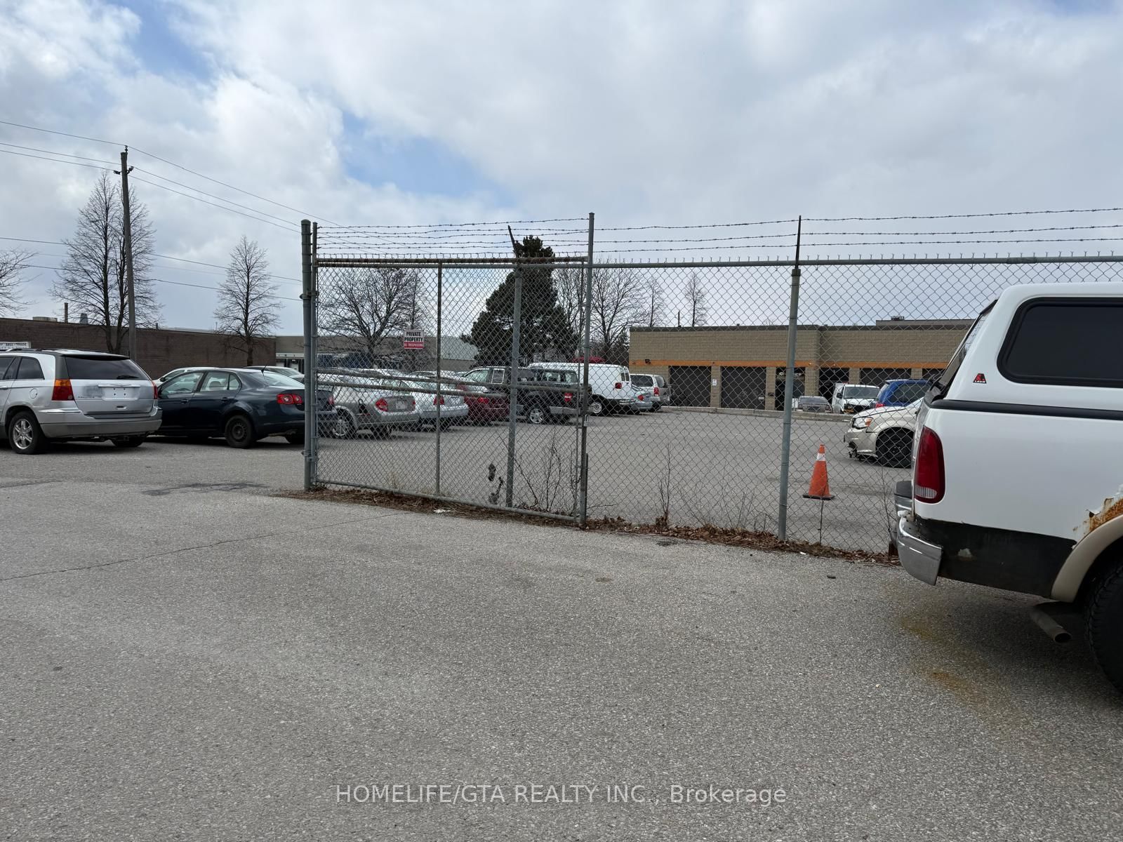 711 Finley Avenue, Unit 2 - Photo 28