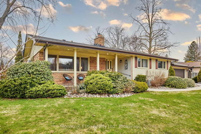 2 Somerdale Square, Toronto, Ontario