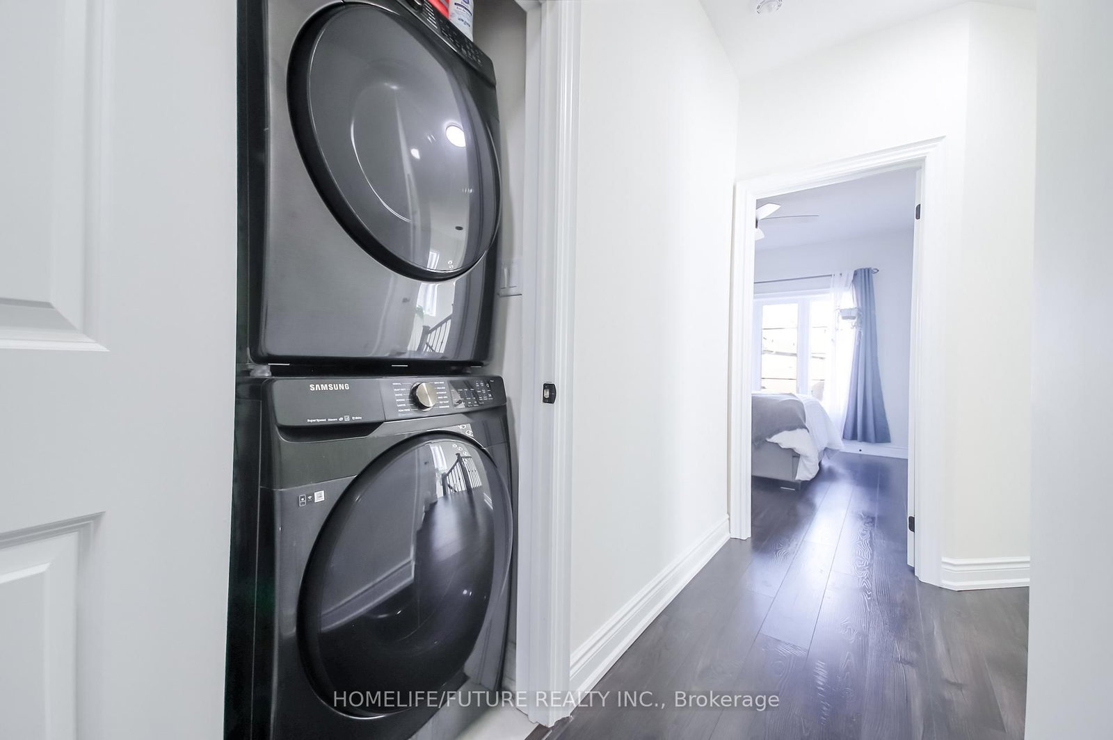 Detached House for sale at 27 Ogston Crescent, Whitby, Ontario, L1P 0H3 - Rural Whitby - MLS: E12992196