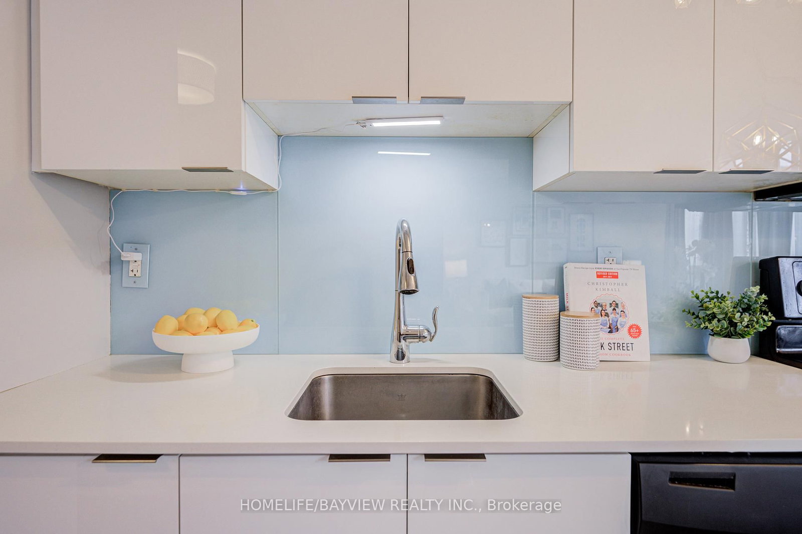 280 Donlands Avenue, Unit 209 - Photo 20