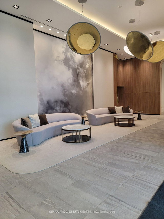 1107 - 1435 Celebration Drive