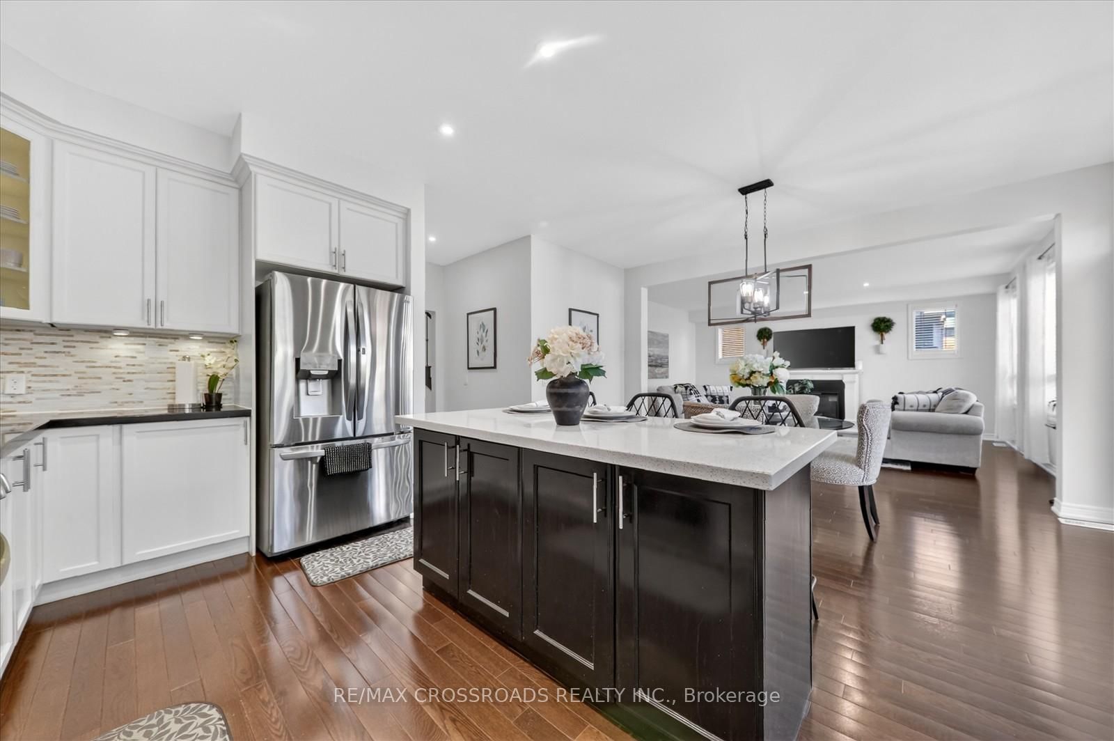 98 Britannia Avenue E - Photo 19