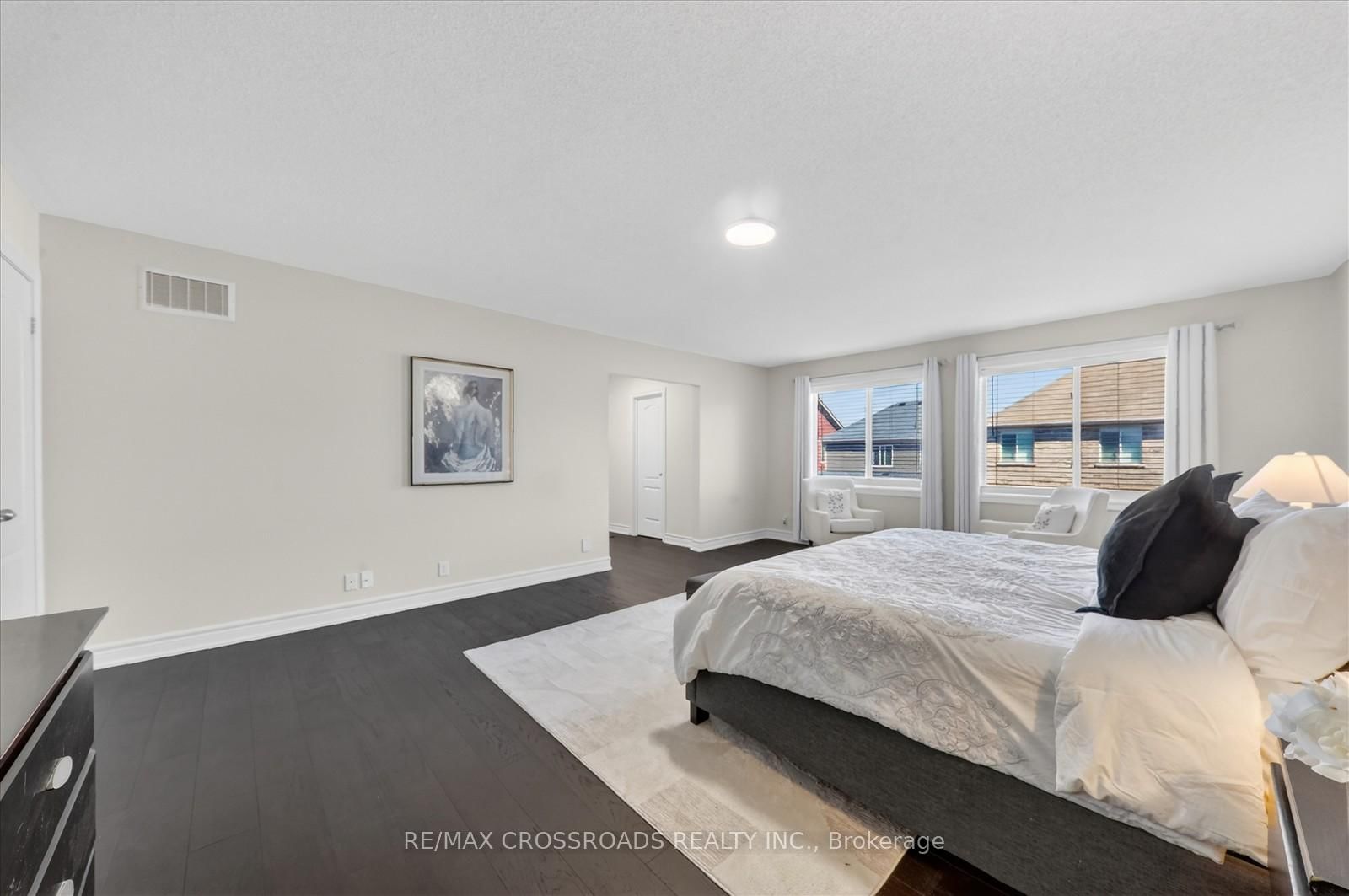 98 Britannia Avenue E - Photo 25