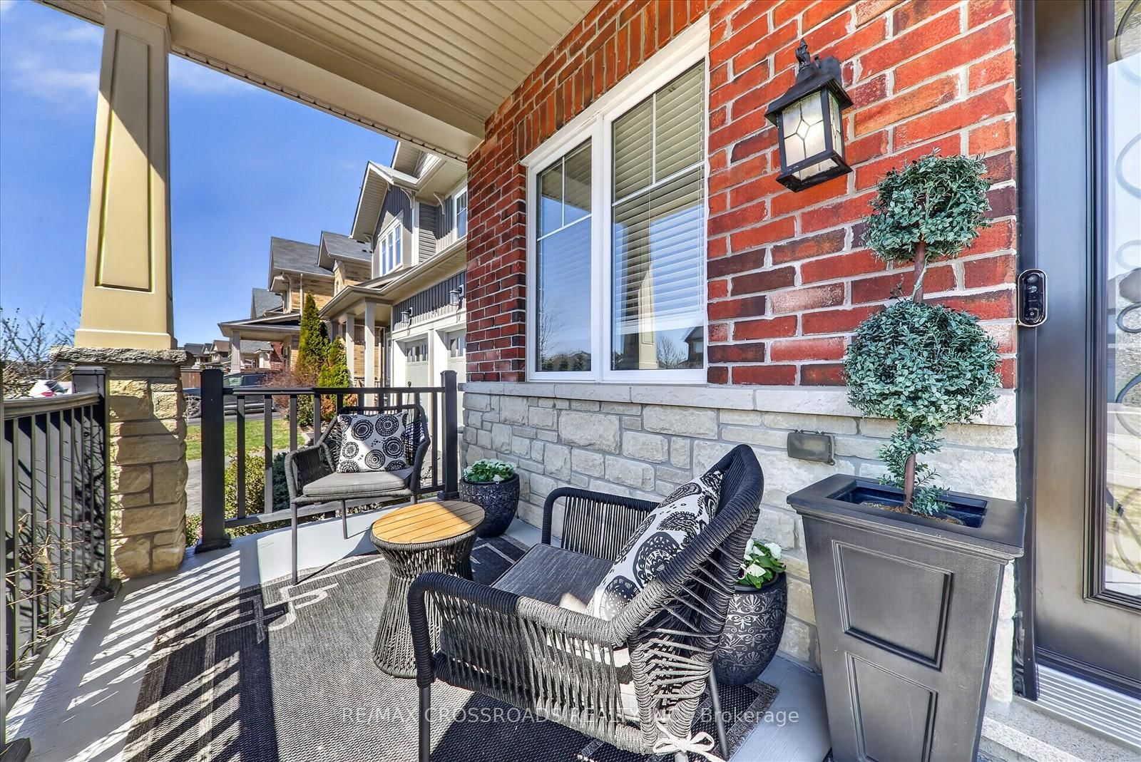 98 Britannia Avenue E - Photo 5