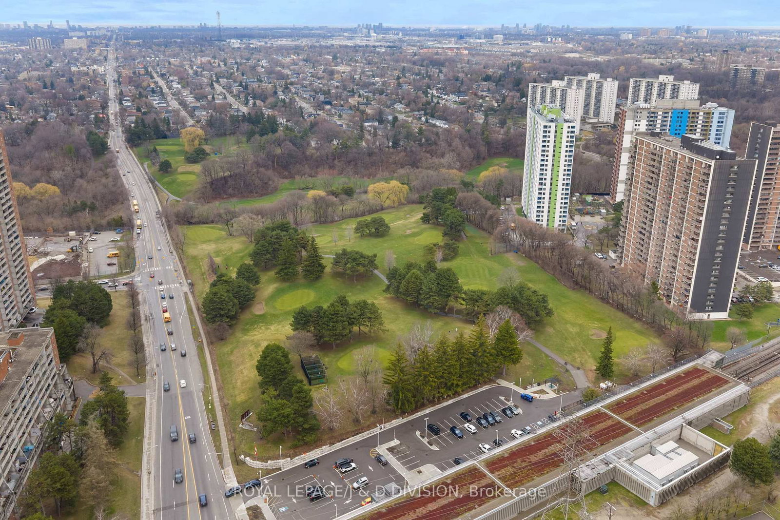 Detached House for sale at 71 Madelaine Avenue, Toronto, Ontario, M1L 2X6 - Oakridge - MLS: E12992424