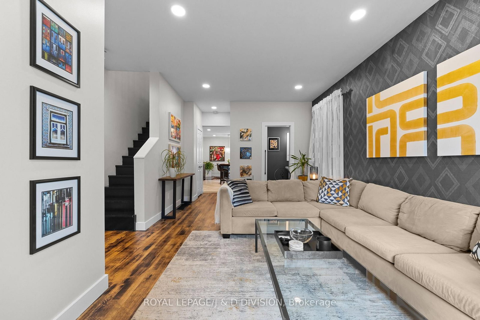 Detached House for sale at 71 Madelaine Avenue, Toronto, Ontario, M1L 2X6 - Oakridge - MLS: E12992424