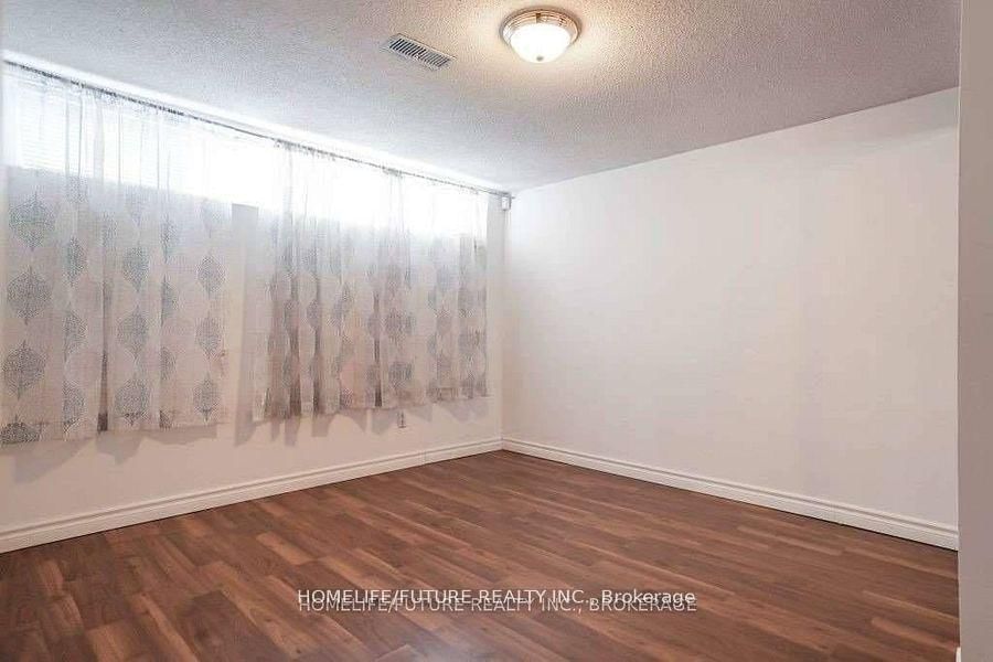 48 Farmcrest Drive, Unit BSMT - Photo 7