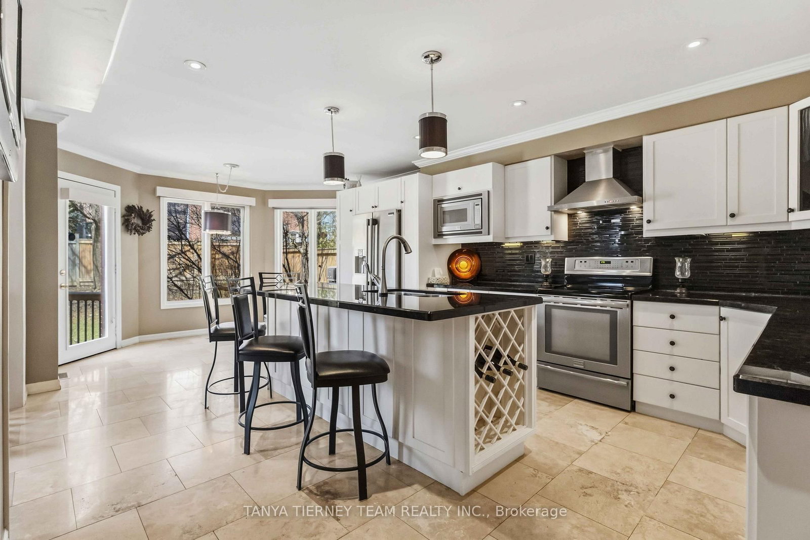 Detached House for sale at 50 Lipton Crescent, Whitby, Ontario, L1R 1W7 - Pringle Creek - MLS: E12992722