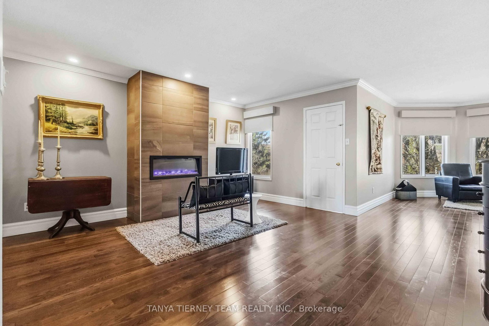 Detached House for sale at 50 Lipton Crescent, Whitby, Ontario, L1R 1W7 - Pringle Creek - MLS: E12992722