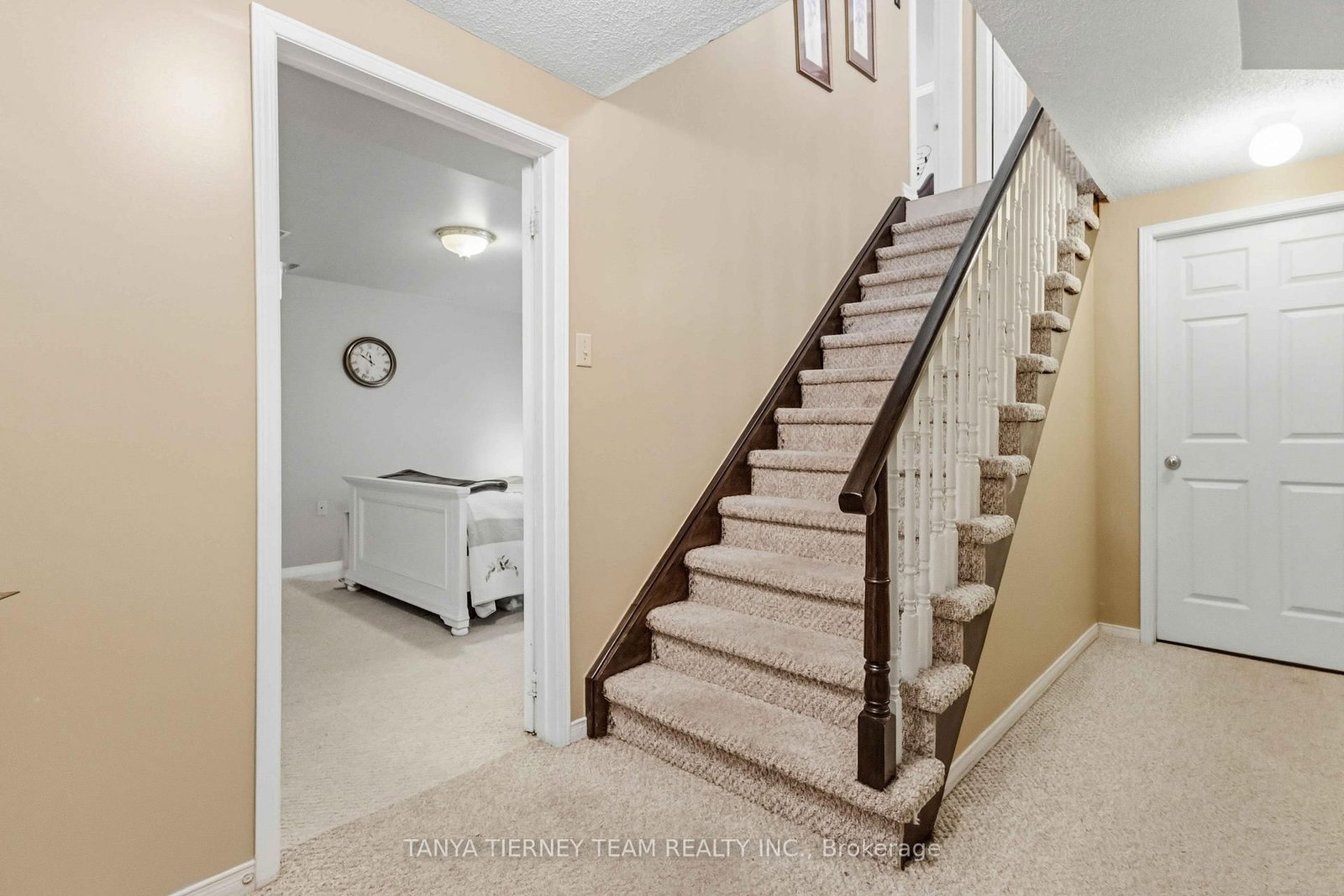 Detached House for sale at 50 Lipton Crescent, Whitby, Ontario, L1R 1W7 - Pringle Creek - MLS: E12992722