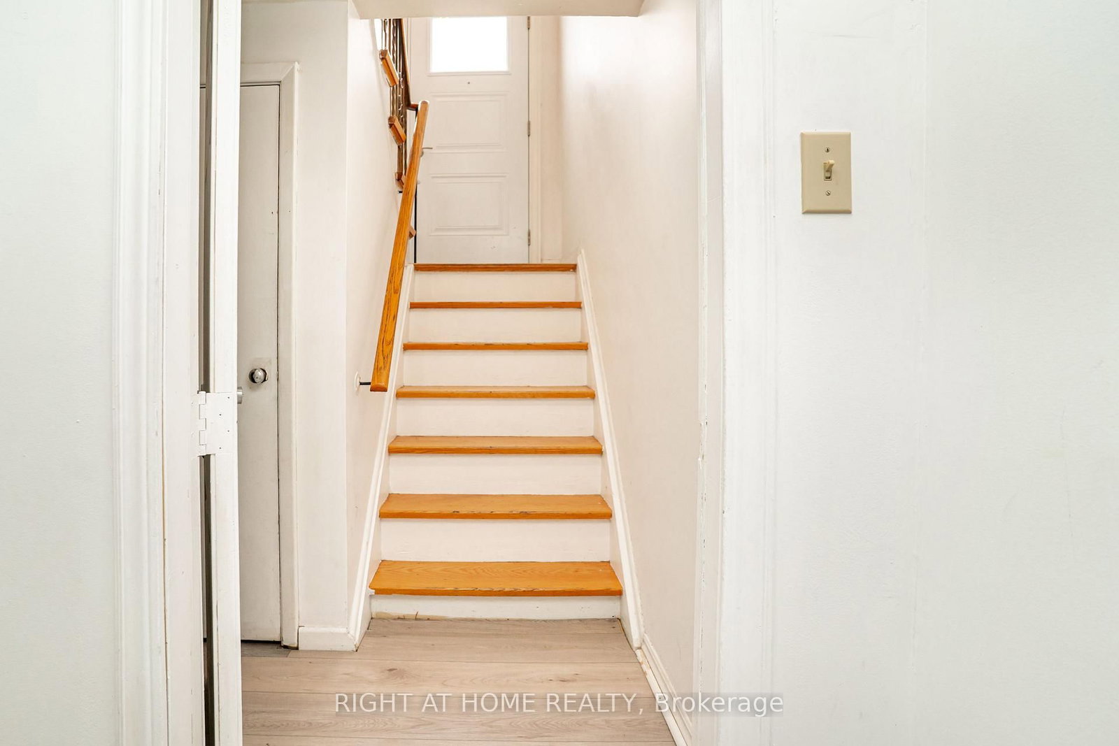 Detached House for sale at 67 Torrance Road, Toronto, Ontario, M1J 2J6 - Eglinton East - MLS: E12992744