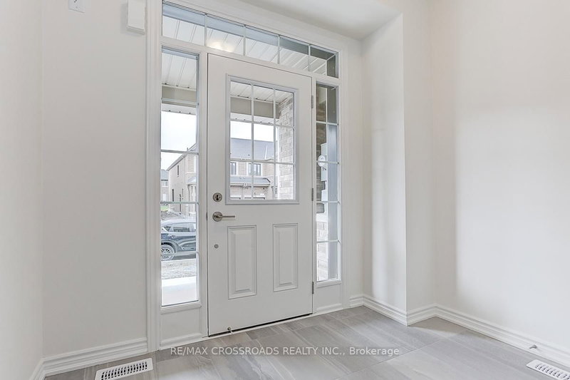 53 Velvet Dr, Whitby, L1P 0P6 | Image 2