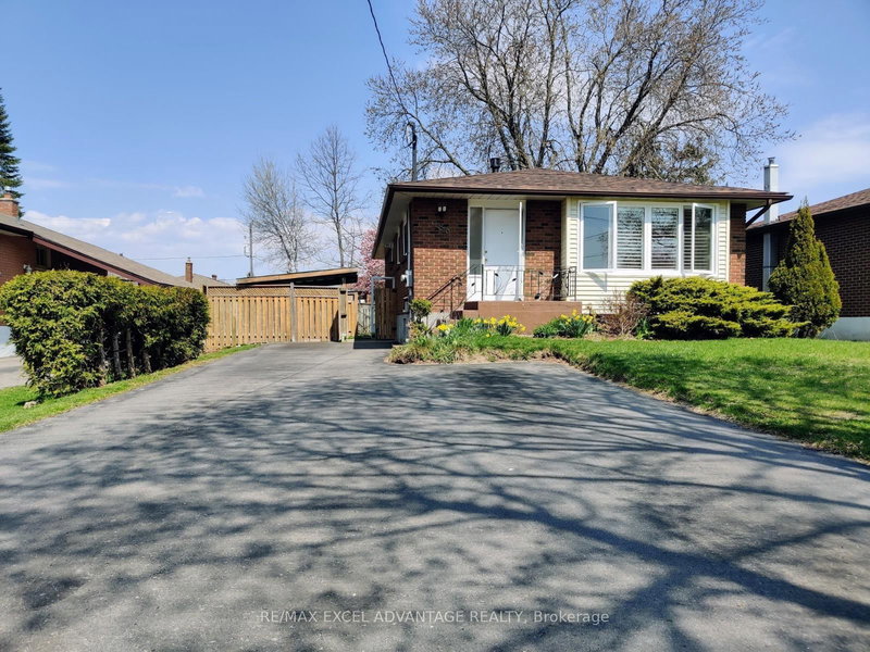 home for lease on Main-988 Ronlea Avenue