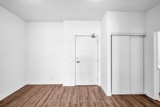 1014 - 51 Clarington Boulevard