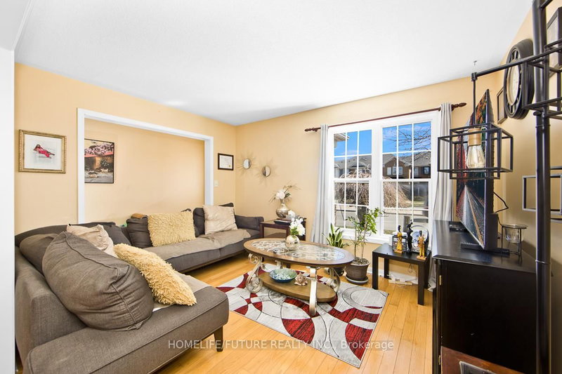 94 Staines Rd, Toronto, M1X 1Y9 | Image 3