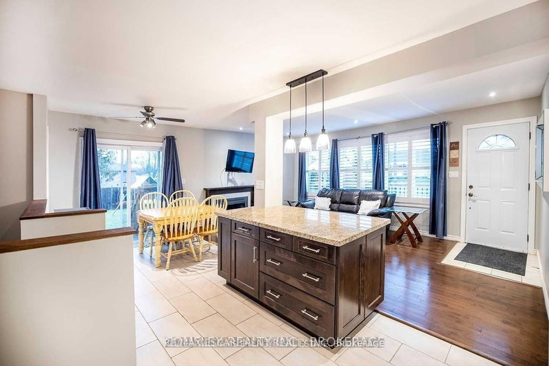 488 Beurling Ave, Oshawa, L1J 2Z9 | Image 3