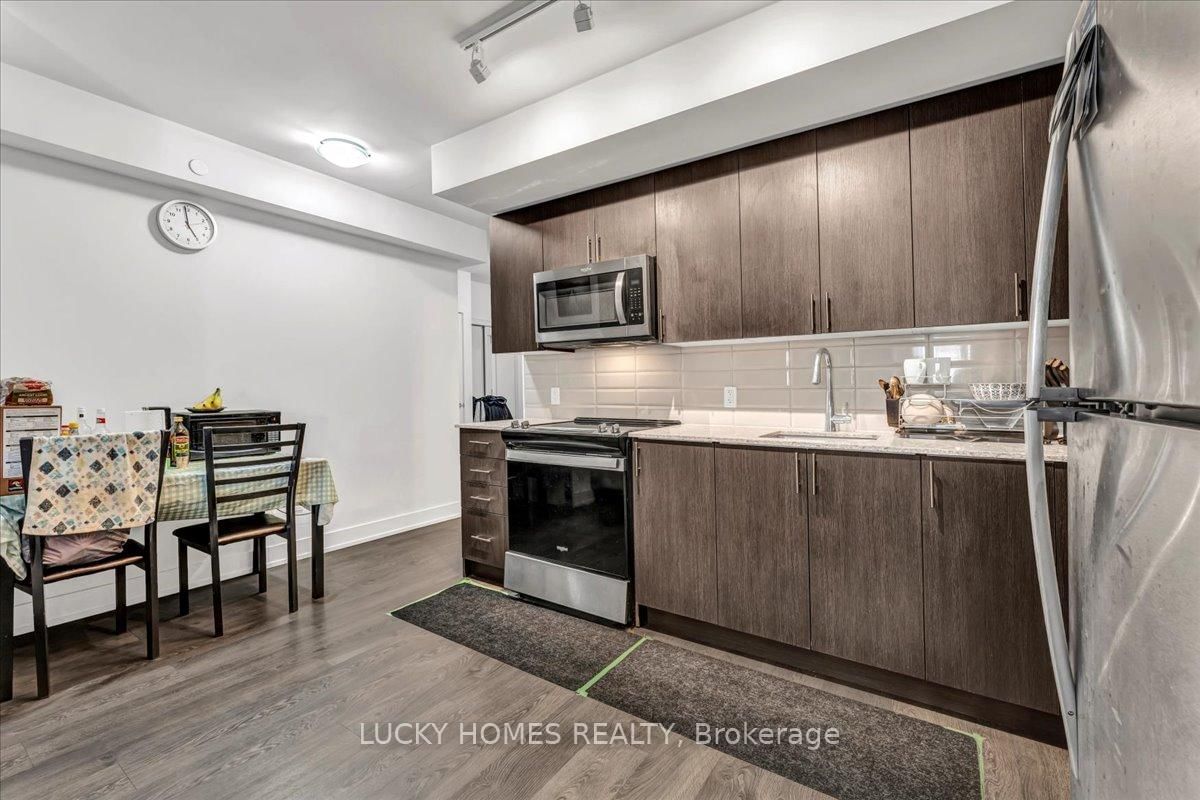 2550 Simcoe Street, Unit 317 - Photo 12