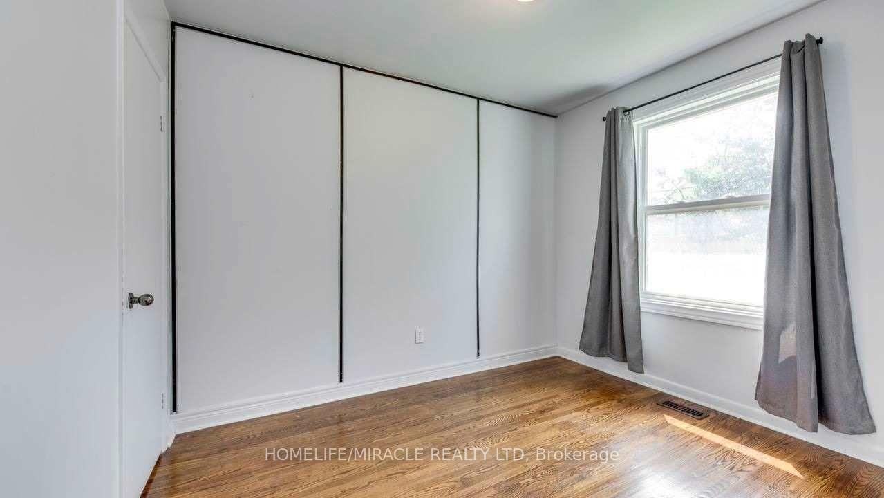 Detached House for lease at 3 Independence Drive, Toronto, Ontario, M1K 3R7 - Kennedy Park - MLS: E12993880