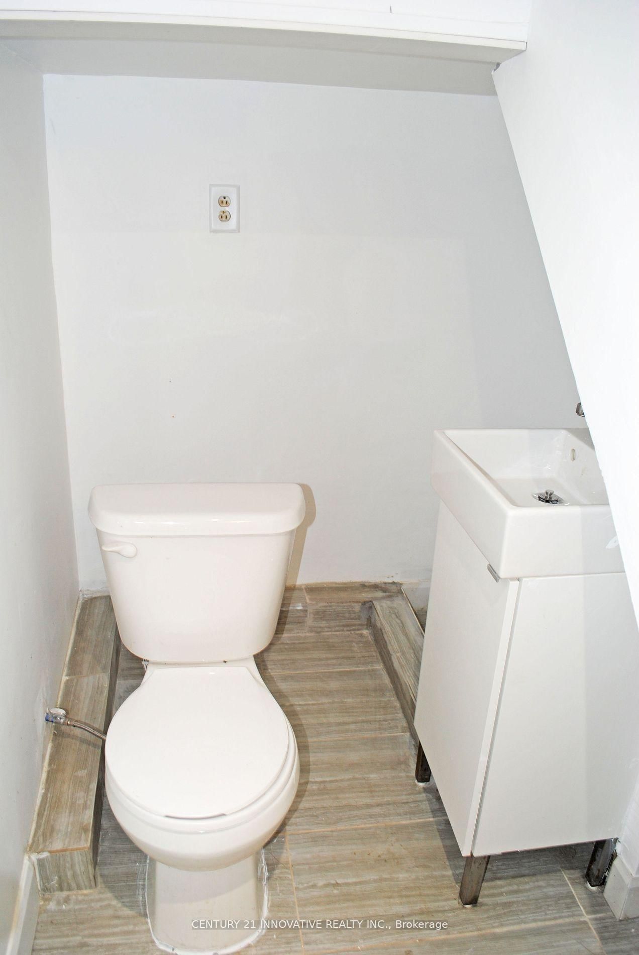 42 St Dunstan Drive, Unit Studio - Photo 6