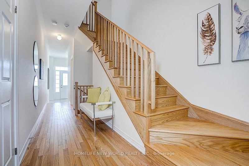 2865 Albatross Way, Pickering, L1X 0P6 | Image 3