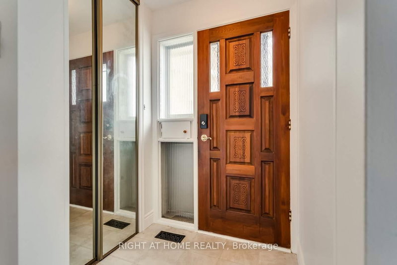 22 Sheva Crt, Toronto, M1K 3P9 | Image 3