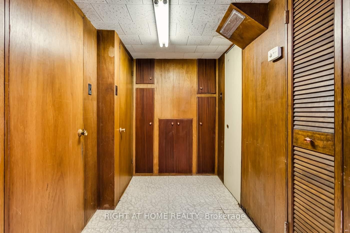 Detached House for sale at 22 Sheva Court, Toronto, Ontario, M1K 3P9 - Kennedy Park - MLS: E12994046