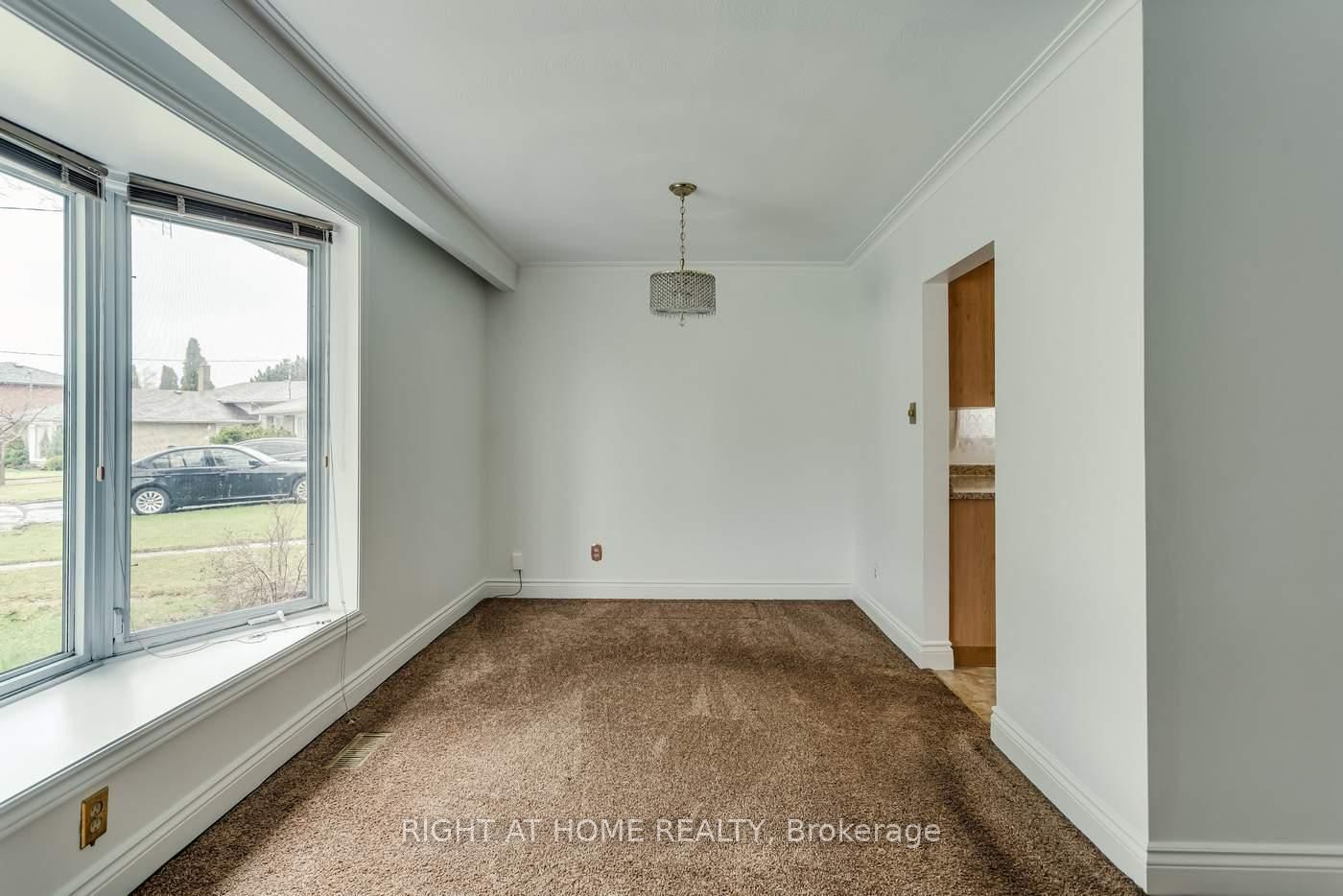 Detached House for sale at 22 Sheva Court, Toronto, Ontario, M1K 3P9 - Kennedy Park - MLS: E12994046