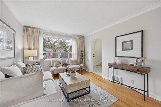 10 Eastgate Crescent