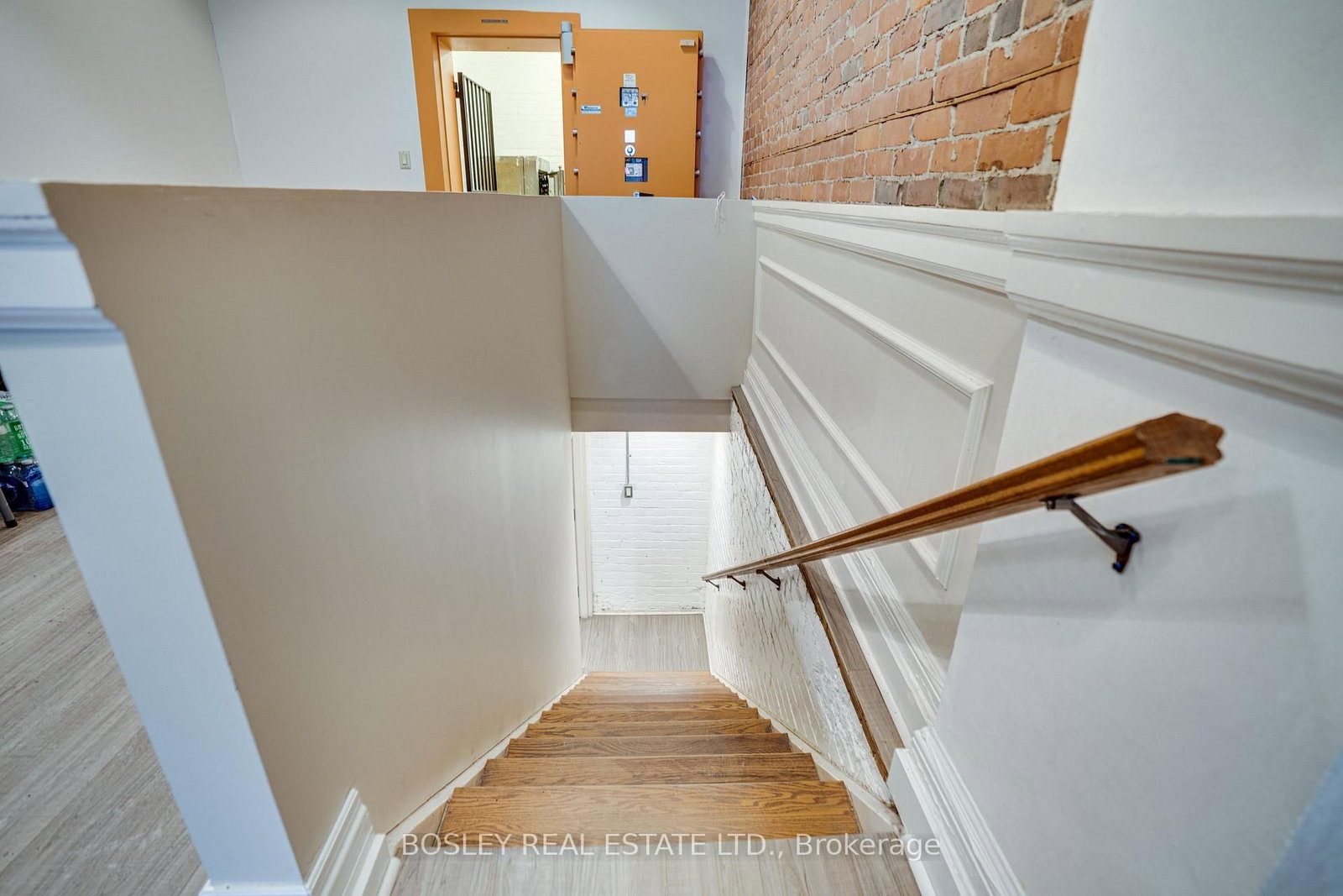 711 Queen Street E, Unit B - Photo 11
