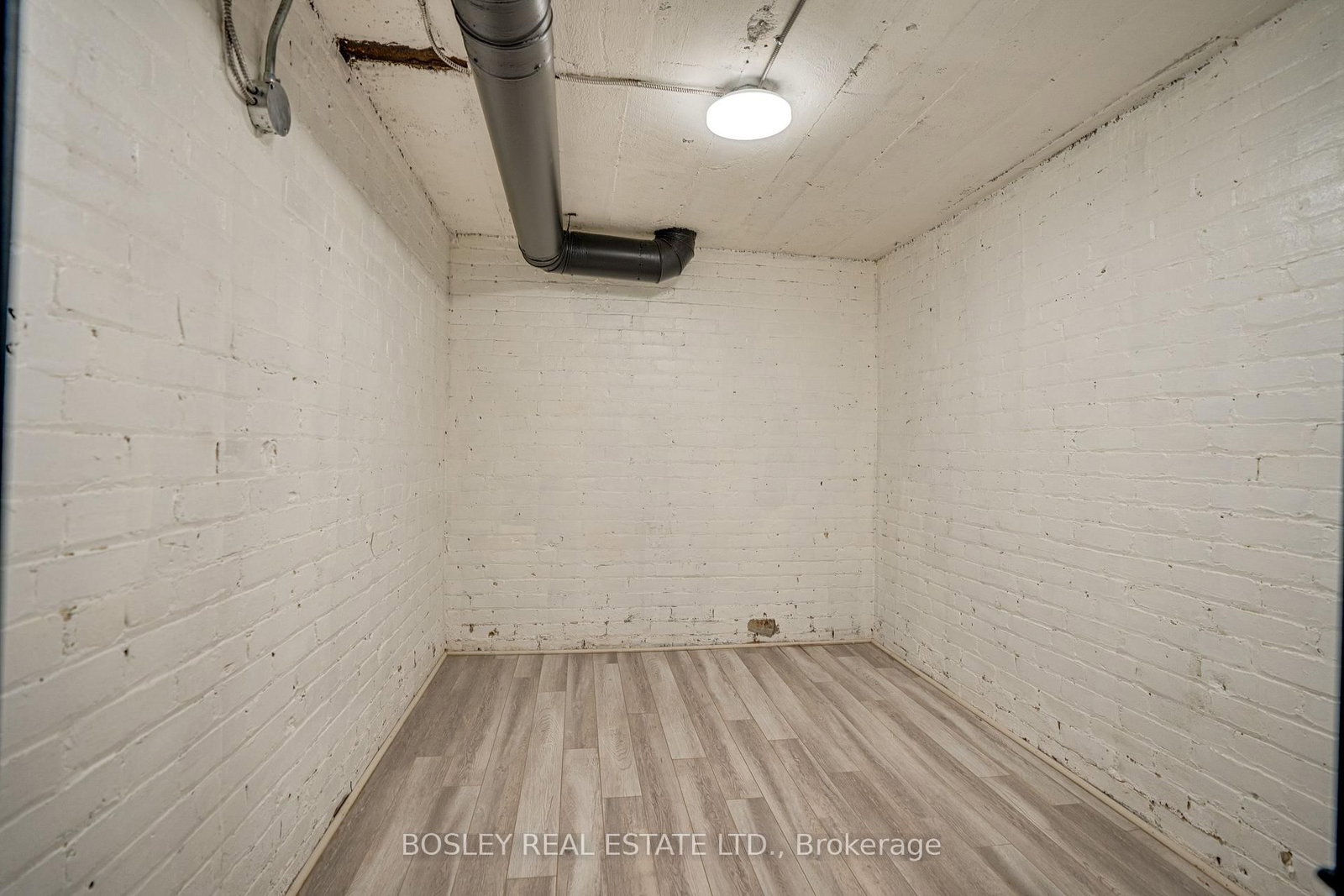 711 Queen Street E, Unit B - Photo 20