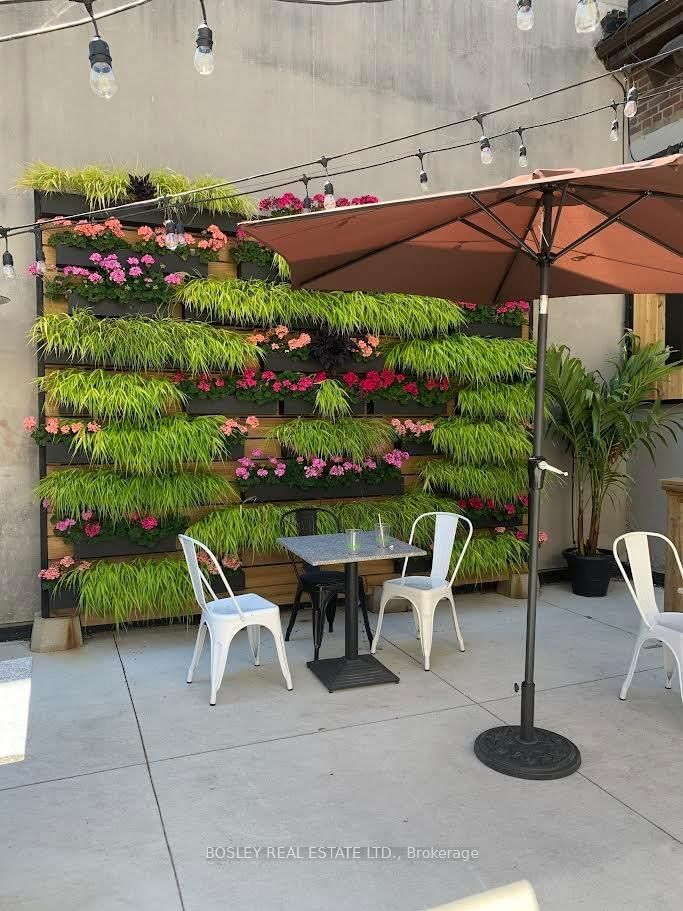 711 Queen Street E, Unit B - Photo 25