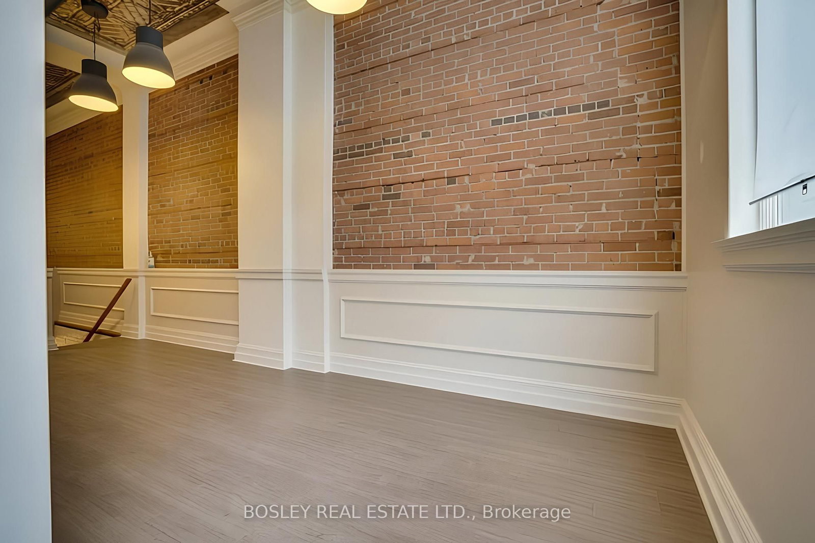 711 Queen Street E, Unit B - Photo 4