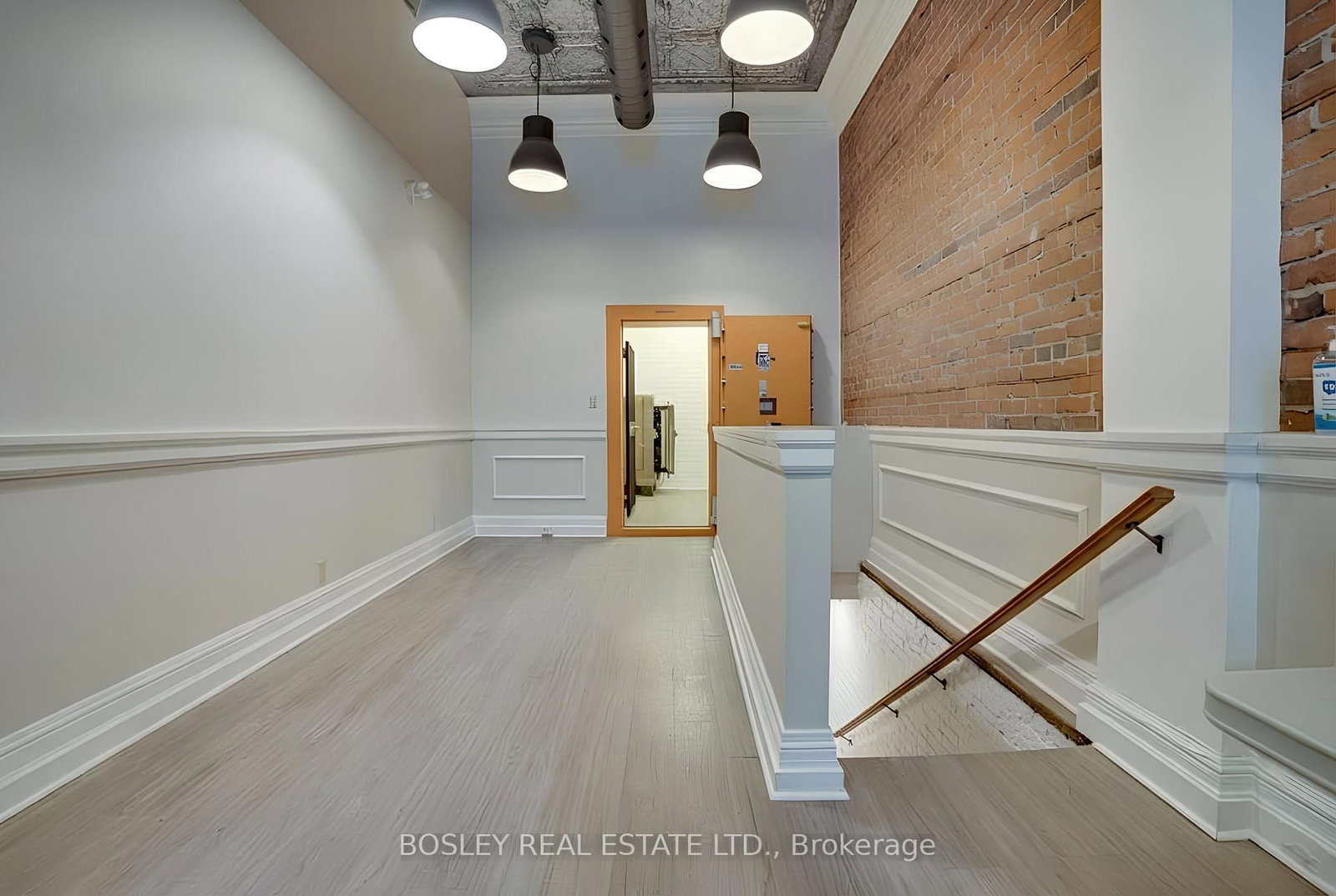 711 Queen Street E, Unit B - Photo 8