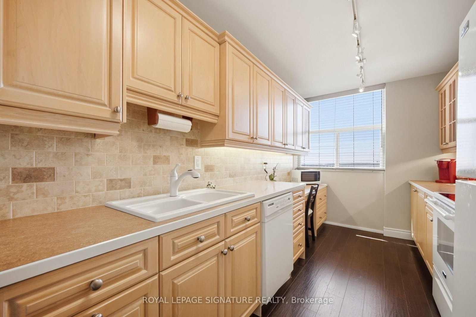 44 Falby Court, Unit 1508 - Photo 15