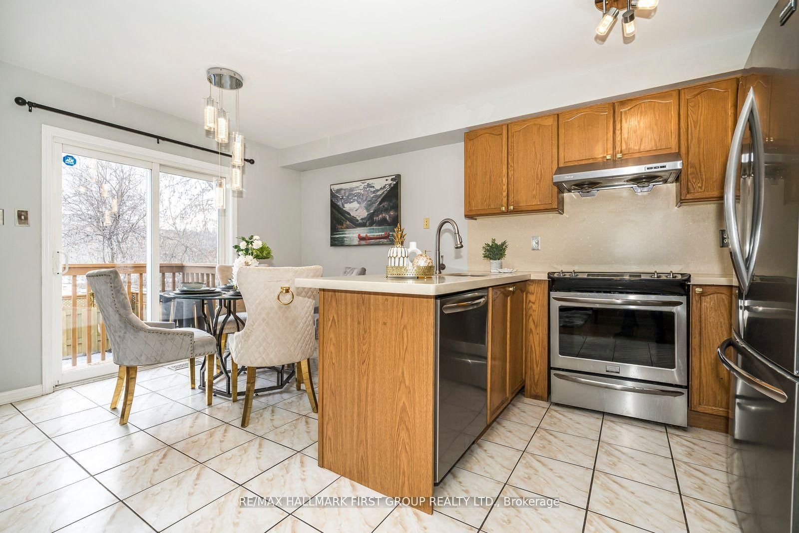 1636 Sarasota Crescent - Photo 10