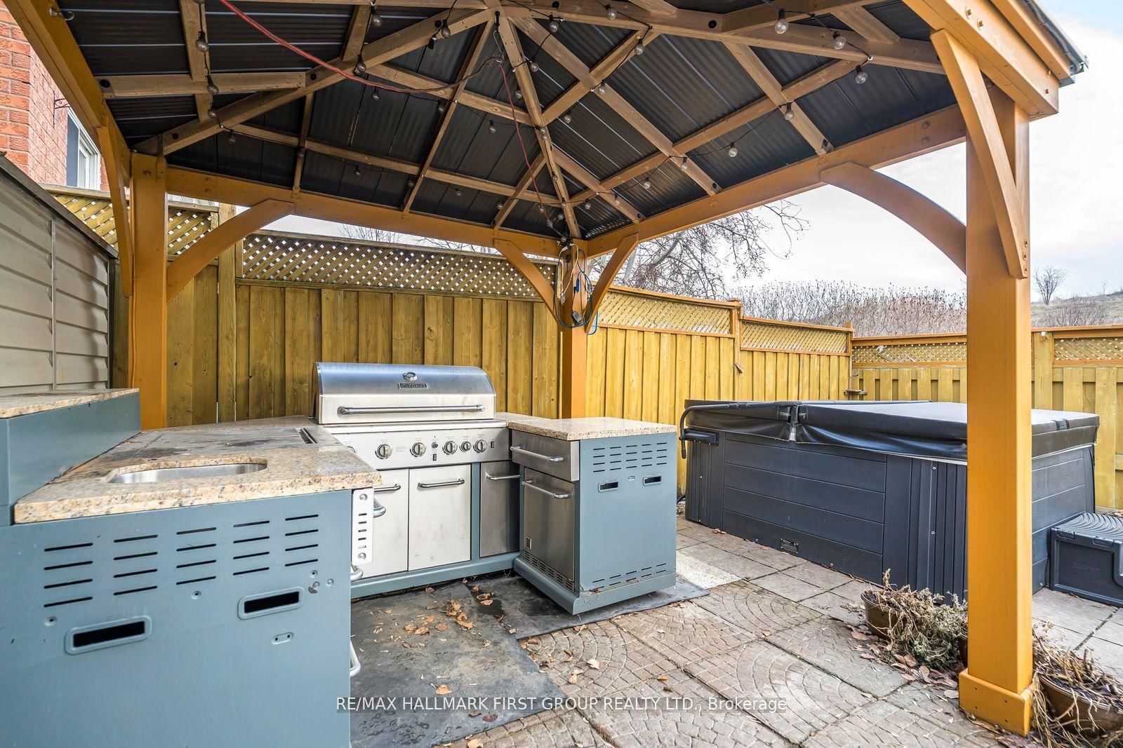 1636 Sarasota Crescent - Photo 19