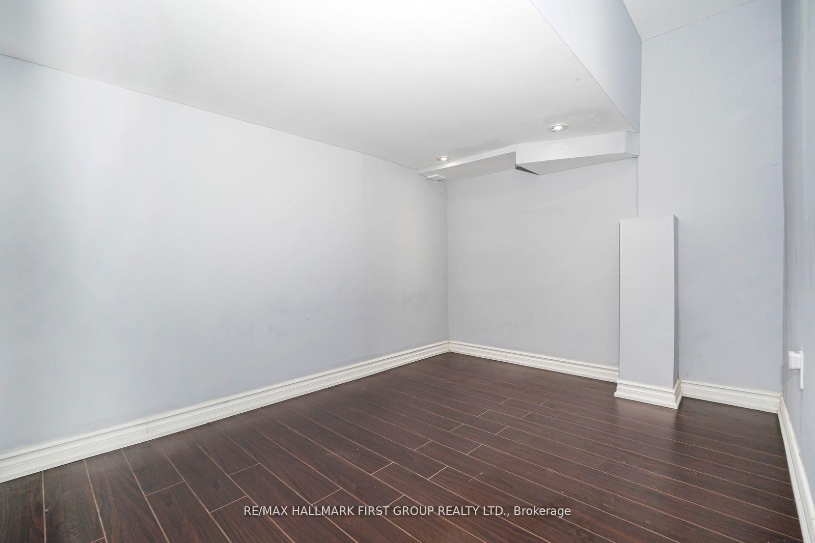 1636 Sarasota Crescent - Photo 38