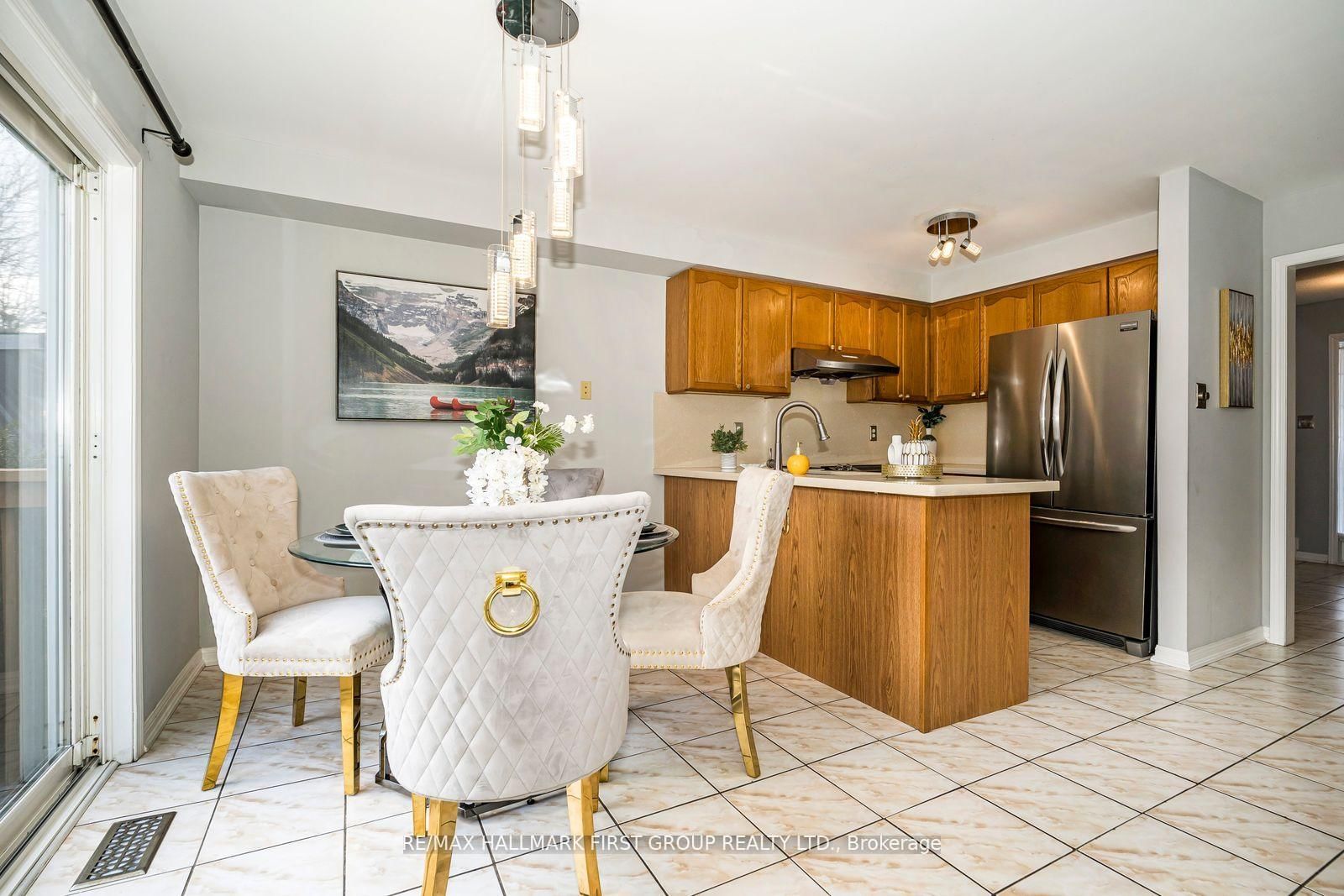 1636 Sarasota Crescent - Photo 9