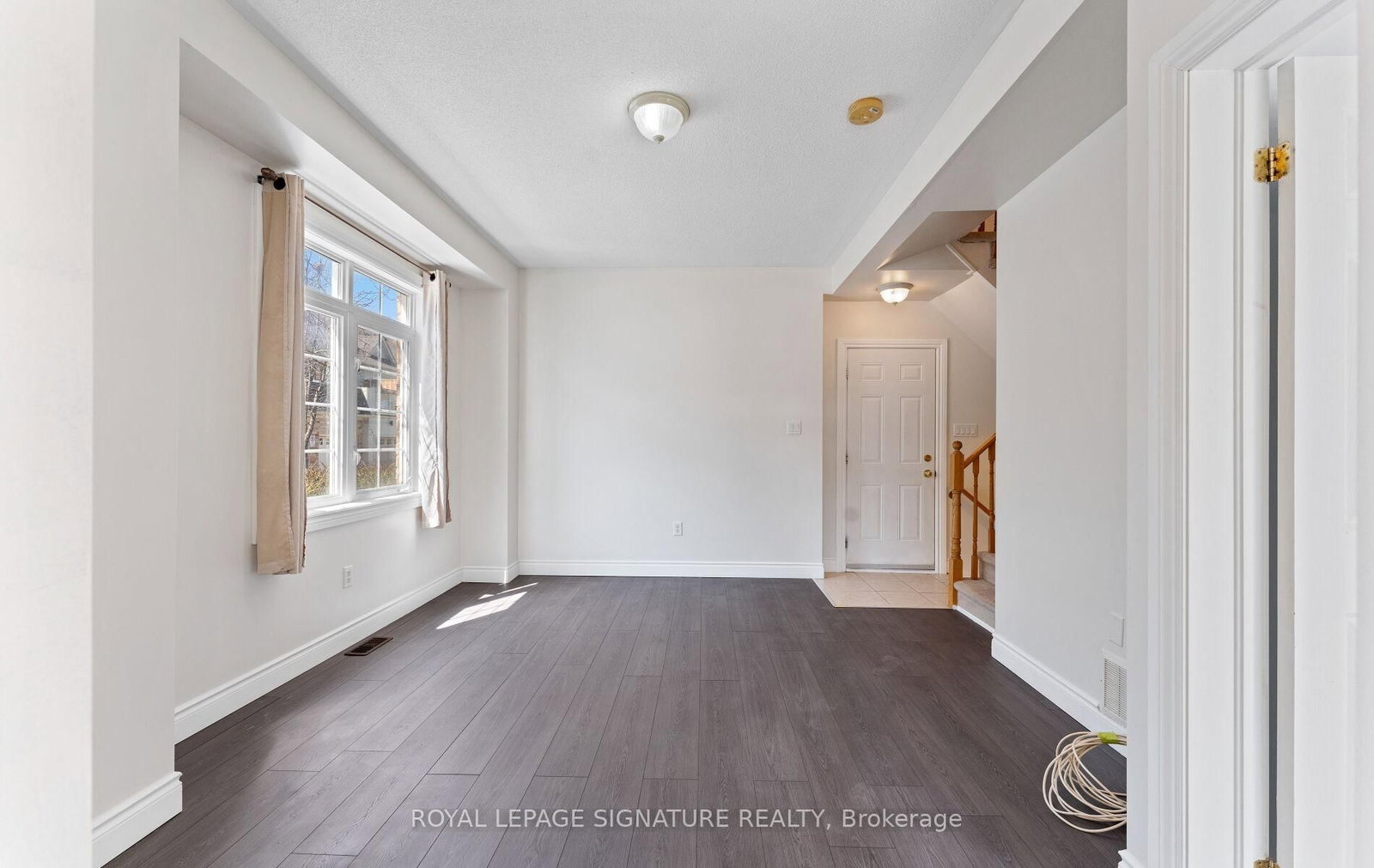 23 Yewtree Way - Photo 6