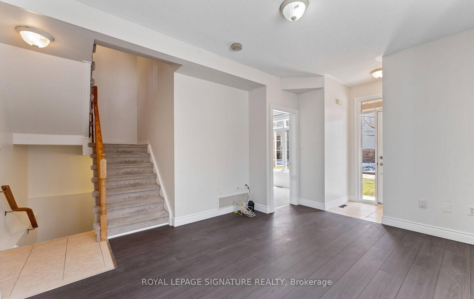 23 Yewtree Way - Photo 7