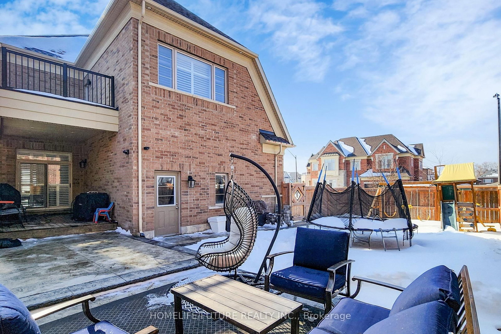 Detached House for sale at 44 Micklefield Avenue, Whitby, Ontario, L1P 0C4 - Rural Whitby - MLS: E12994868