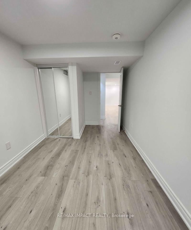 127 Gillett Drive, Unit BASEMENT - Photo 8