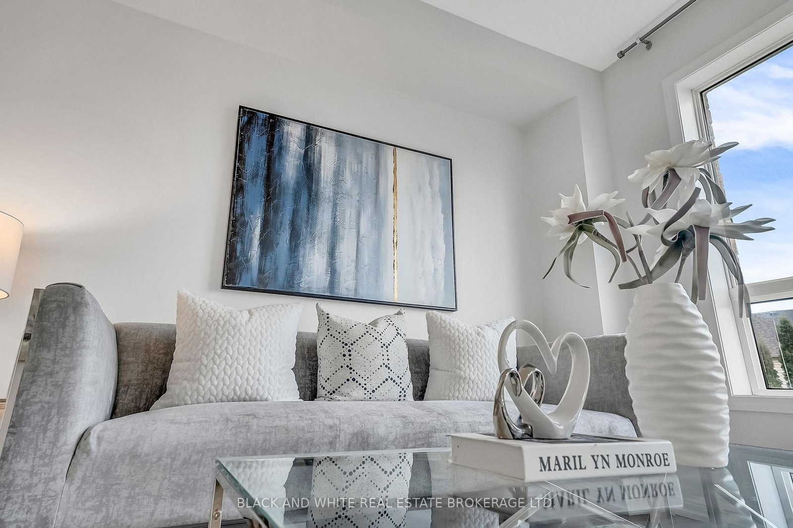 Townhouse for sale at 80 Barkdale Way, Whitby, Ontario, L1N 0E9 - Pringle Creek - MLS: E12995122